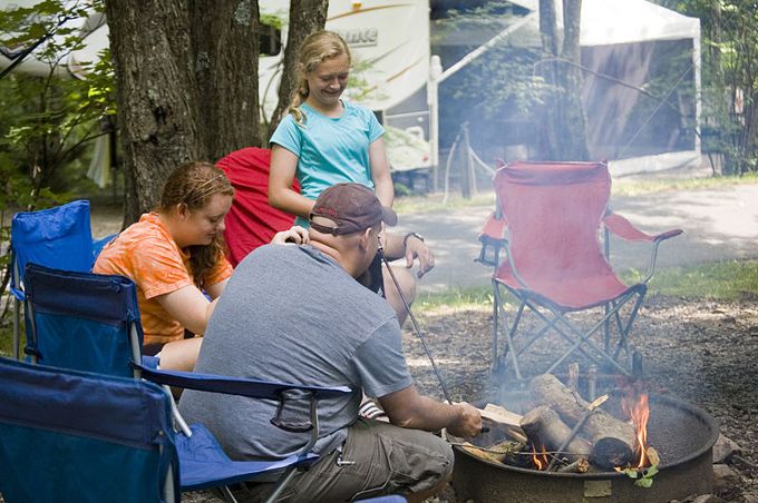family-summer-camping