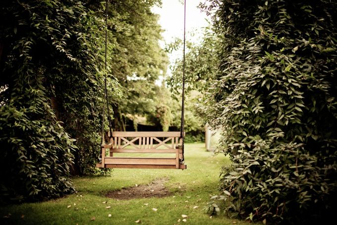 swing-garden-tree